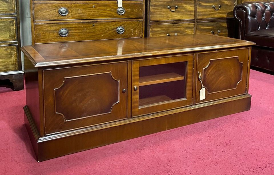 Englische Möbel Regency Mahagoni Lowboard Sideboard Kommode UK in Potsdam