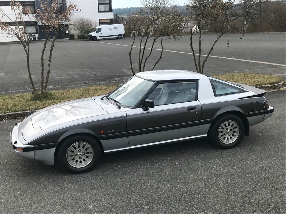 MAZDA RX 7 SA2 toller Wankel Oldtimer Sportwagen Motor nur 6000km in Coburg