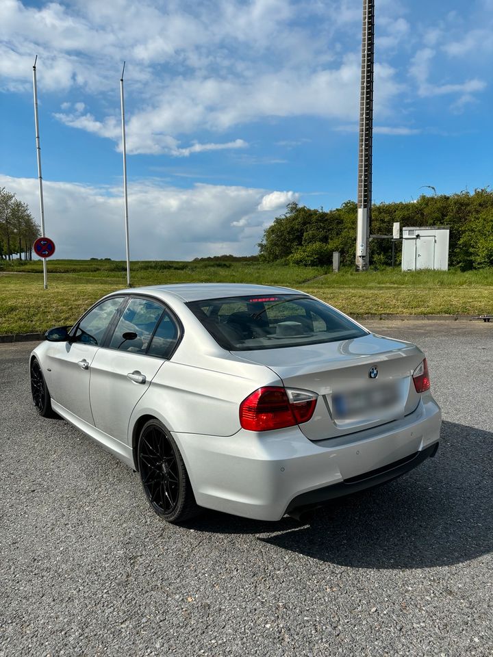 BMW 318d e90 M-Packet 122ps Diesel 2007 in Rheda-Wiedenbrück