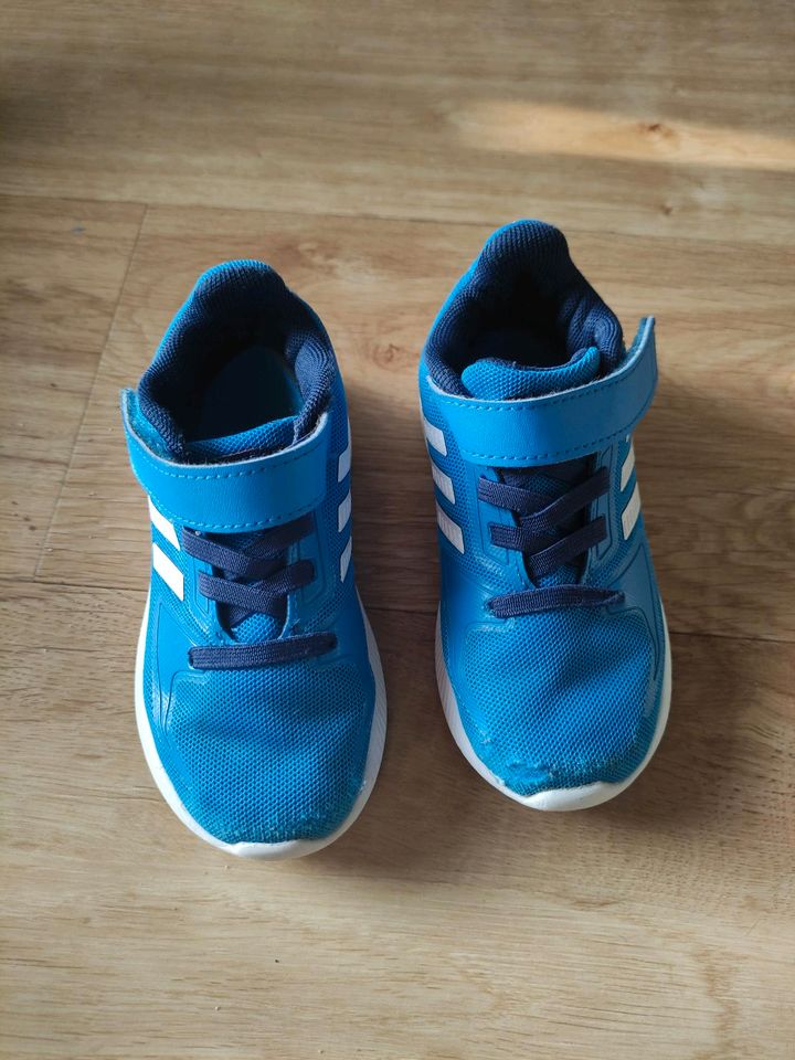 Adidas Schuhe Kinder Größe 25 in Wüstenrot