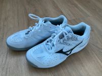 Sneaker, Sportschuhe Gr. 38,5 Hessen - Wiesbaden Vorschau