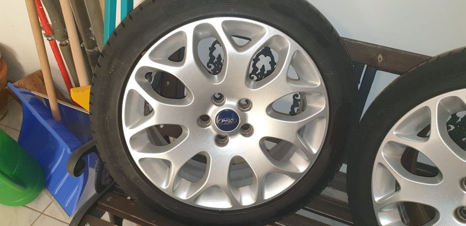 4 Original Ford 17 Zoll Alufelgen 225/45/R17 mit Sommerbereifung in Wackernheim