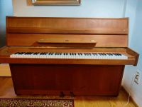 HUPFELD Klavier, Modell Carmen 108, Nussbaum matt Brandenburg - Erkner Vorschau