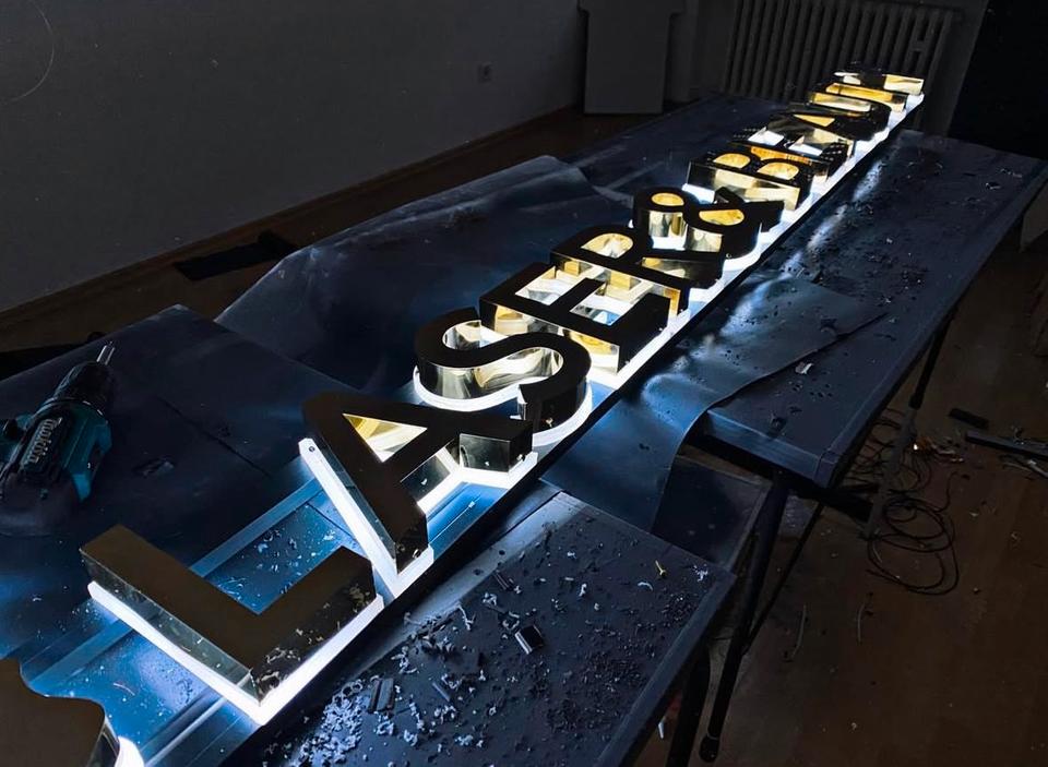3D LED Buchstaben - Leuchtreklame - Aussenwerbung - led Buchstabe in Bielefeld