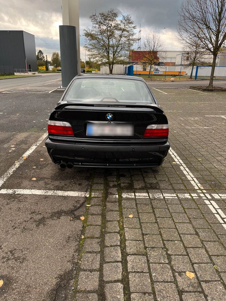 BMW e36 328i Coupé Festpreis!!! in Leverkusen