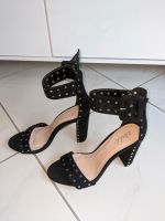 High Heels mit Nieten- neu Nordrhein-Westfalen - Mülheim (Ruhr) Vorschau