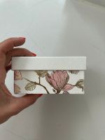 Florale Geschenkbox/ Aufbewahrung Glitzer 12x12x6cm Top Zustand Baden-Württemberg - Filderstadt Vorschau