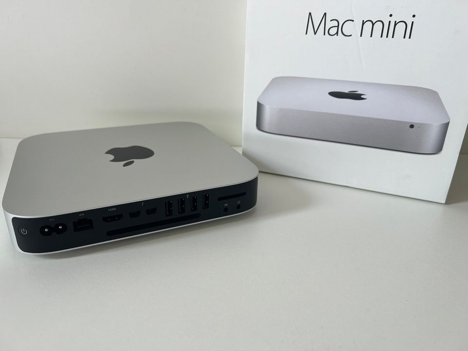 Apple Mac Mini Late 2014 Intel Core i5 - Magic Mouse & Keyboard in Berlin