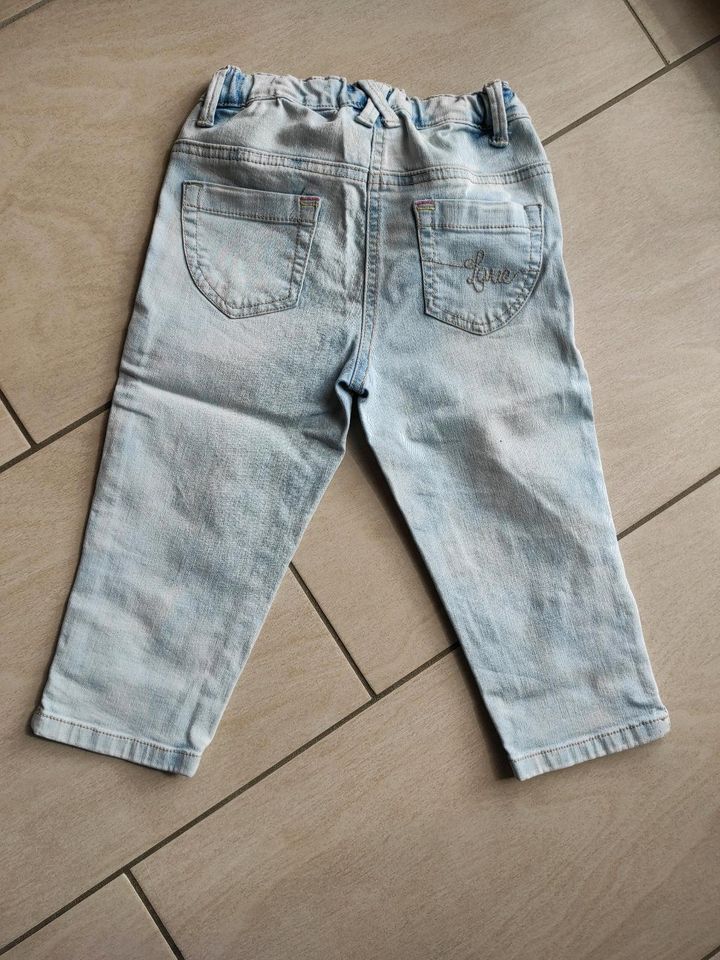 Jeans 3/4 Hose S. Oliver 140 in Nabburg