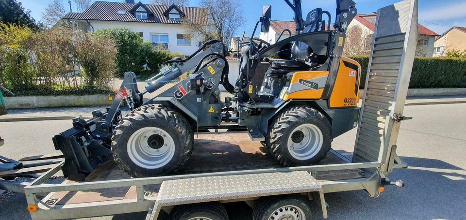 Minibagger Dumper Radlader Rüttelplatte Stampfer in Aulendorf