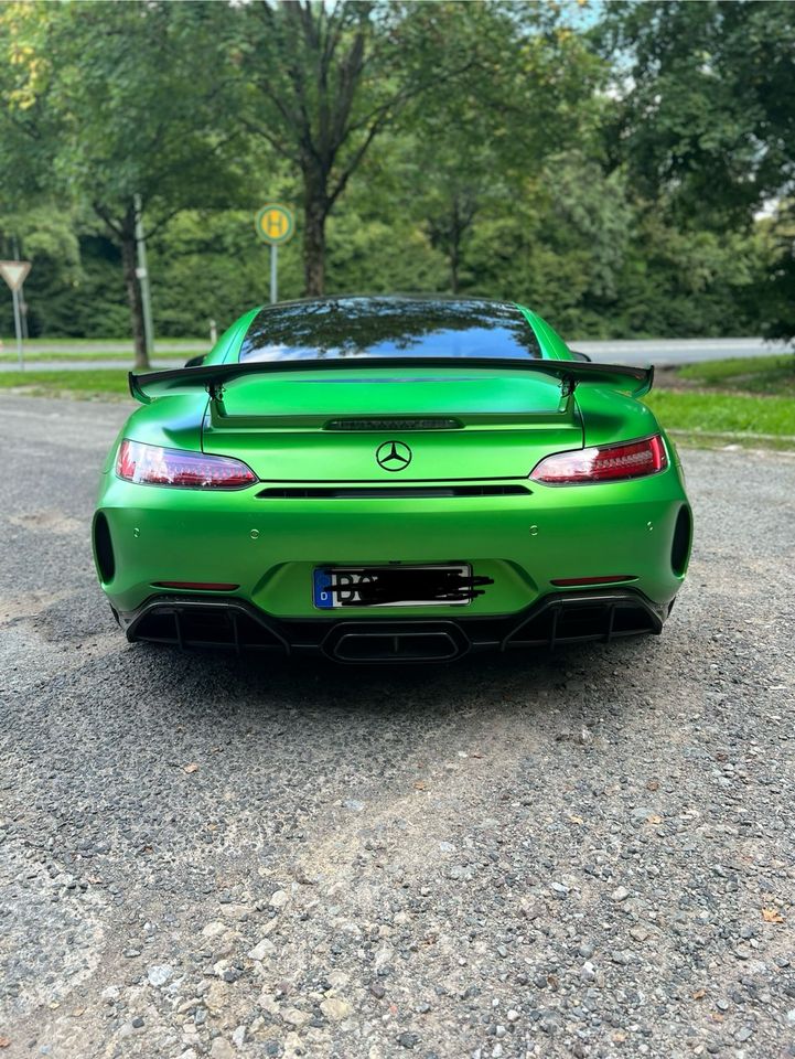 Mercedes AMG GTR Green hell magno in Herne