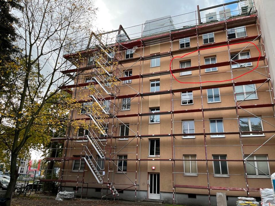 Vermietete Eigentumswohnung mit Balkon und Tageslichtbad in Berlin
