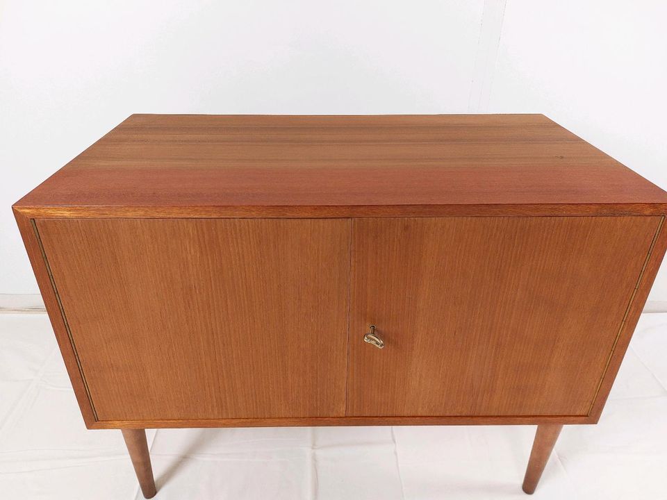 Kommode,  kleines Sideboard Teak vintage, retro, 50er,60er in Regensburg