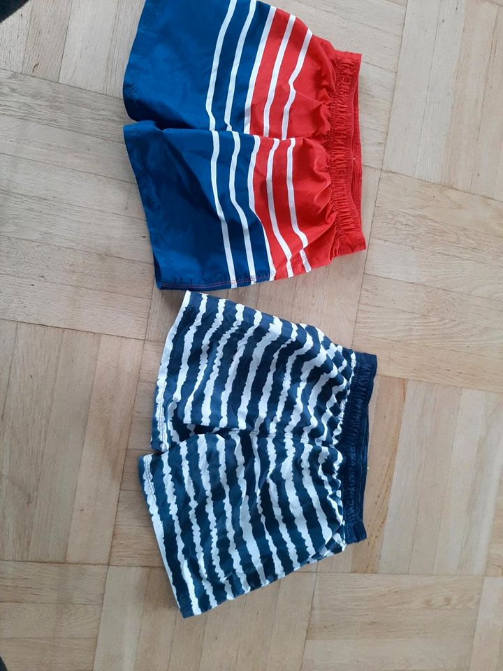 Badeshorts H&M 122/128 Badehose in Schmelz