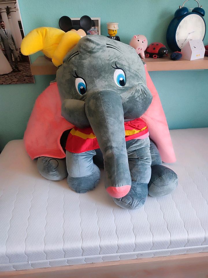 Dumbo groß in Berlin