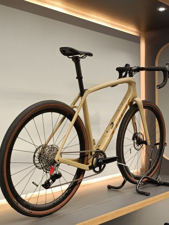 Trek Gravel Checkpoint eTAP AXS - ein Project One Sondermodell in Unterhaching