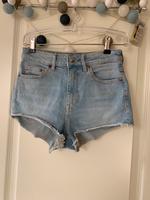 stylische Stretch Jeans Shorts hellblau Gr.36 H&M Brandenburg - Oberkrämer Vorschau