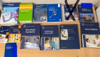 Fachbücher Konvolut Krankenpflege Psychrembel Thiemes Pflege usw. Nordrhein-Westfalen - Gronau (Westfalen) Vorschau