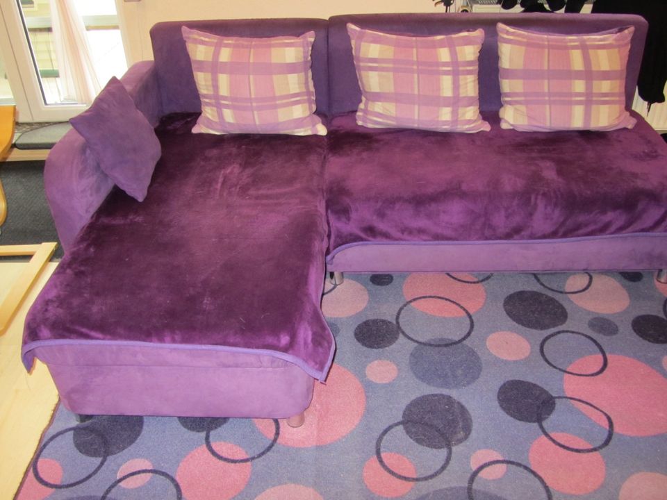 Couch, Sofa, Sitzgarnitur L-Form, lila, Schlaffunktion+Bettkasten in Wuppertal