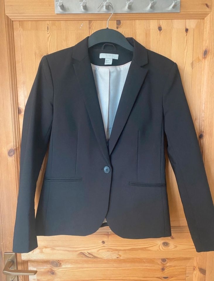 H&M Blazer und Anzughose Größe 38 in Nidderau