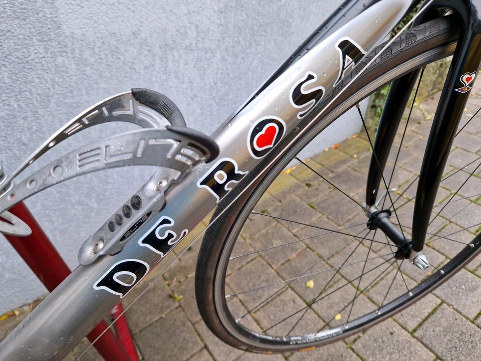 De Rosa Merak mit hochwertiger Campagnolo Ausstattung in Leutenbach