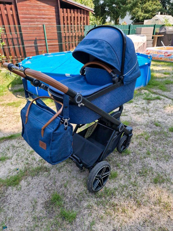 Hartan Kinderwagen Viva GTR in Blau 2022 Premium Sportsitz Berlin in Berlin