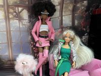 Barbie Puppe nur rosa und grünes Outfit+ Kleidung+ Stiefel Niedersachsen - Algermissen Vorschau