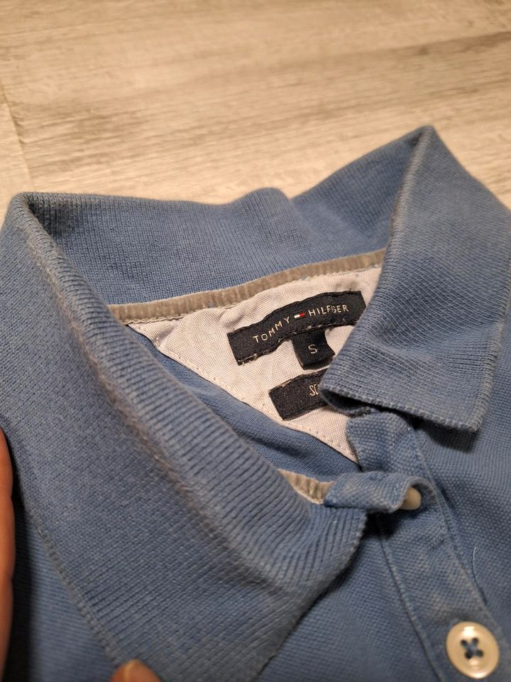 ⭐️Tommy Hilfiger Poloshirt blau Gr.S⭐️ in Nürnberg (Mittelfr)