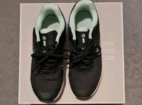 Damen Sneaker NIKE.  Gr. 36. Neuwertig Bayern - Ingolstadt Vorschau