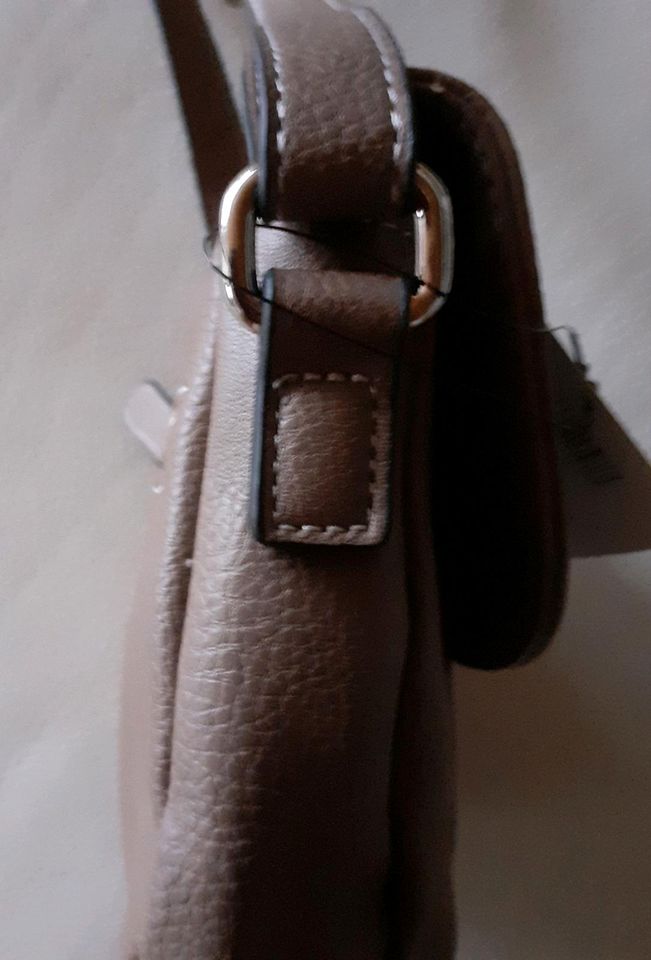 GERRY WEBER Damen Umhängetasche  / Schultertasche in Keltern