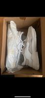 Adidas Ozweego 38 2/3 in beige/weiß neu Niedersachsen - Langenhagen Vorschau
