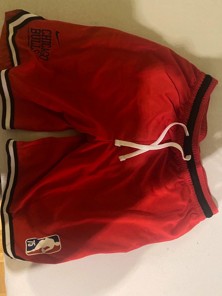 Nike Chicago Bulls Shorts in Niederkassel