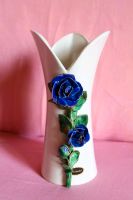 Porzellan Vase Handarbeit blaue Rosen Niedersachsen - Diepholz Vorschau