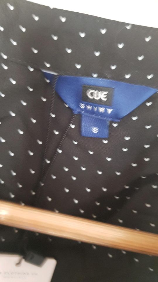 Neue Bluse von CUE in Köln