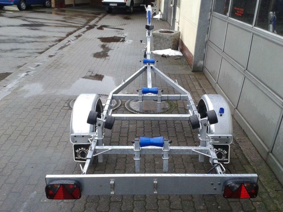 Trailer Marlin BT klein 750 Kipper Straßentrailer Bootsanhänger in Neuruppin