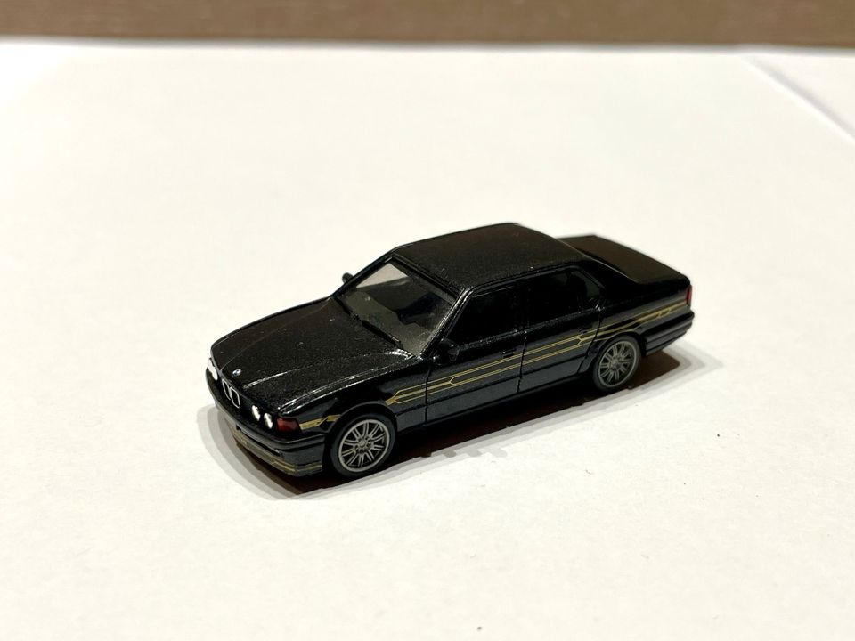 Herpa BMW Alpina B11 3,5 E32 7er PC Modell Pkw 1:87 in Harpstedt