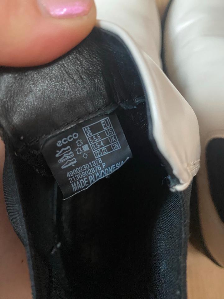 Ecco Chelsea Boots beige Größe 36 nude Schlupfstiefel in Barbing