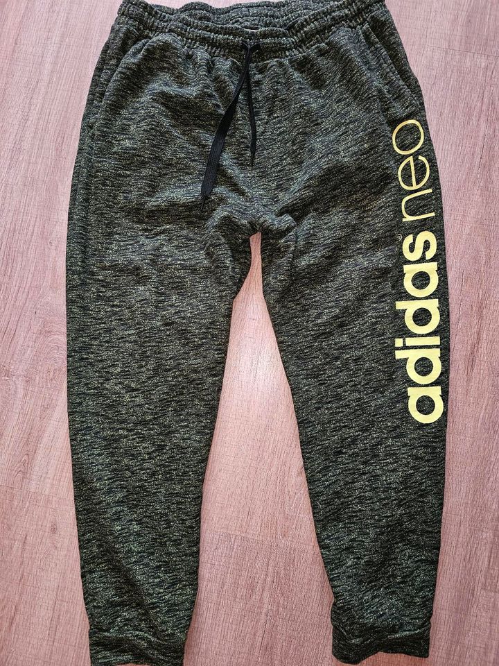 Original Adidas Neo Jogginghose Gr XL in Burglengenfeld