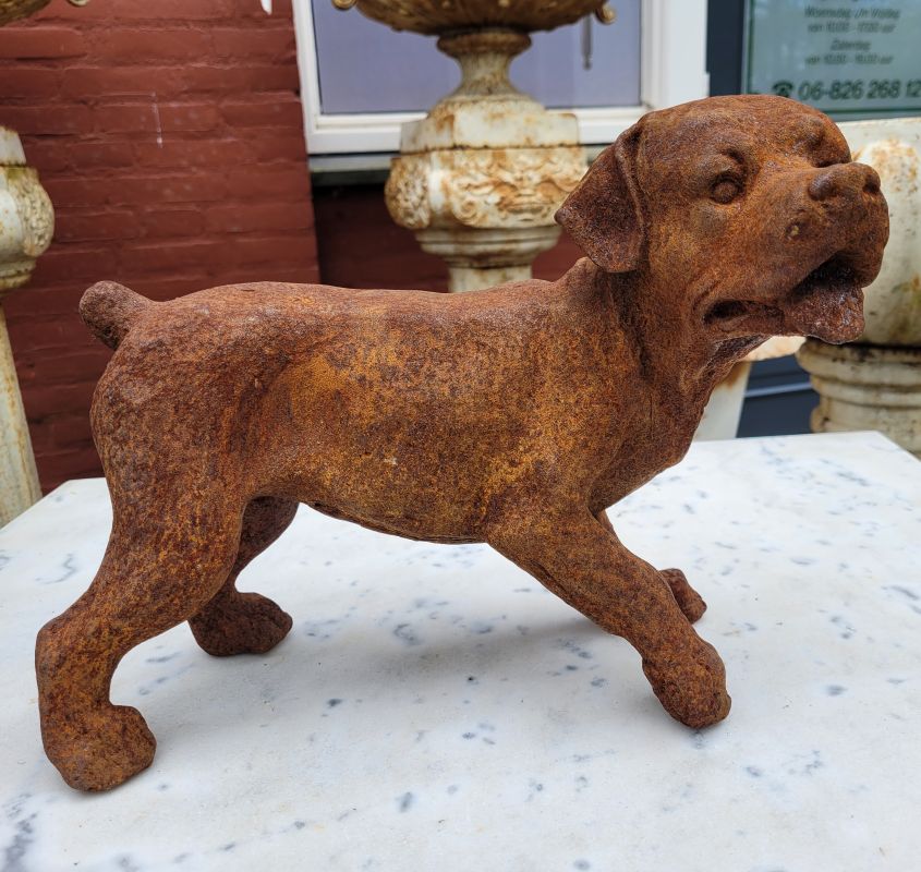 Gusseisen Garten Statue Statue Kunstwerk eines Hundes in Brüggen