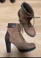 Hohe Stiefeletten von Vero Cuoio Hessen - Marburg Vorschau