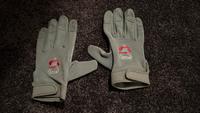 American Football Pads, Belt und Handschuhe, neu Baden-Württemberg - Marbach am Neckar Vorschau