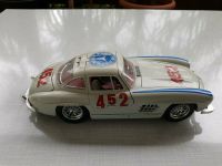 Mercedes 300 SL Flügeltürer 1954 Nr. 452 in 1:18 von bburago Nordrhein-Westfalen - Siegburg Vorschau