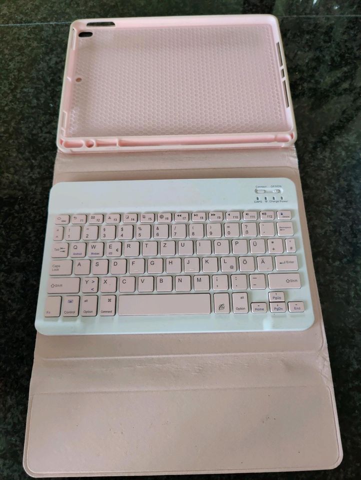 Hülle für iPad 9 2021 10,2 Zoll, abnehmbare Tastatur rosa in Nördlingen