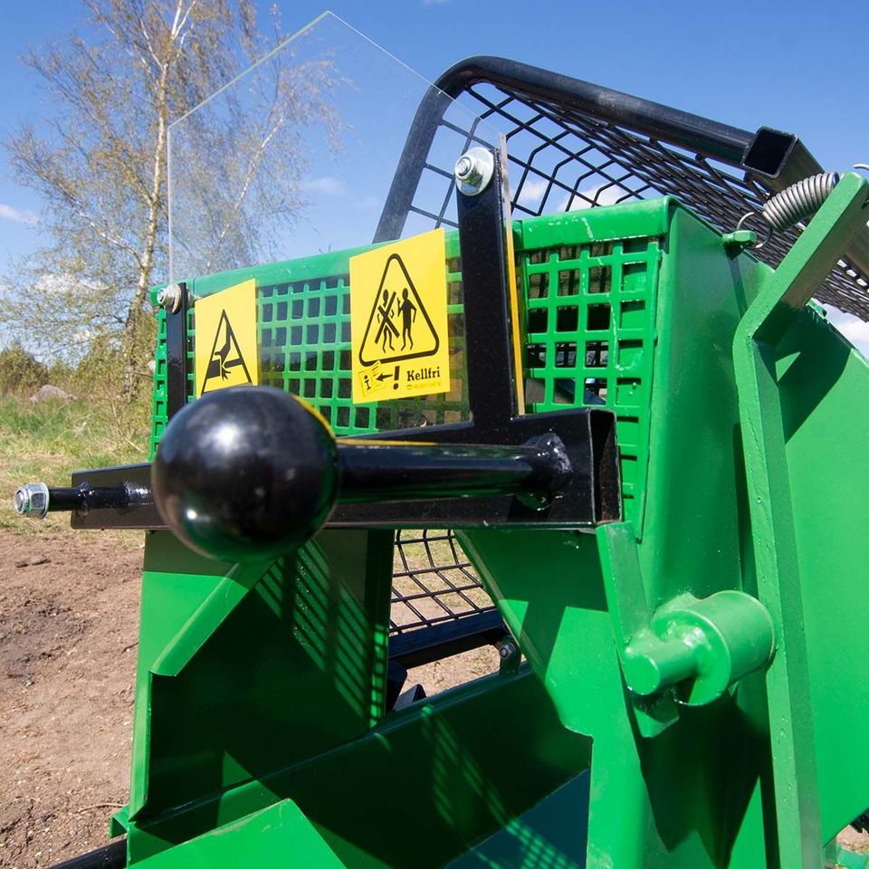 Holzspalter mit Elektromotor Kaminholzspalter Brennholzspalter in Höchberg