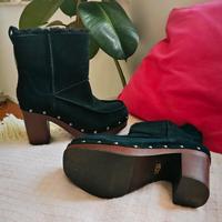TOP UGGs Stiefeletten Boots Gr.40 Schwarz Holz Braun Düsseldorf - Golzheim Vorschau