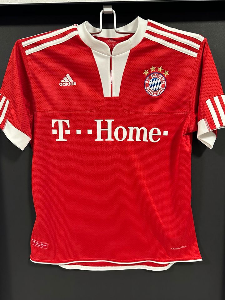 FC Bayern München Trikot 09/10 M Original Adidas TOP Zustand in Konstanz