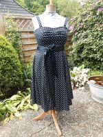 Rockabilly Tupfenkleid mit Bolero ,Grösse 44/46 Niedersachsen - Oldenburg Vorschau