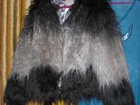 Kunstfell Ombre Look grau schwarz Kunstpelz Jacke Nordrhein-Westfalen - Neunkirchen-Seelscheid Vorschau