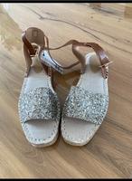 Sandalen Schuhe H&M Gr. 39 Gold Glitzer NEU Bayern - Elfershausen Vorschau
