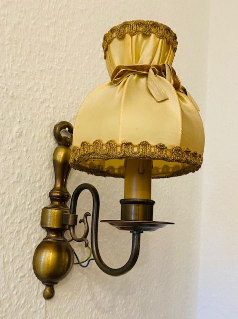 Messing Wandlampe Wandleuchte Vintage Zugband & Schirm fläm. Stil in Aerzen